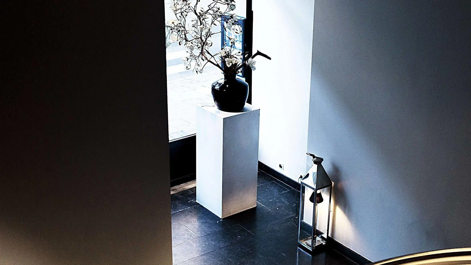 Hotel Les Nuits Antwerp 4*,