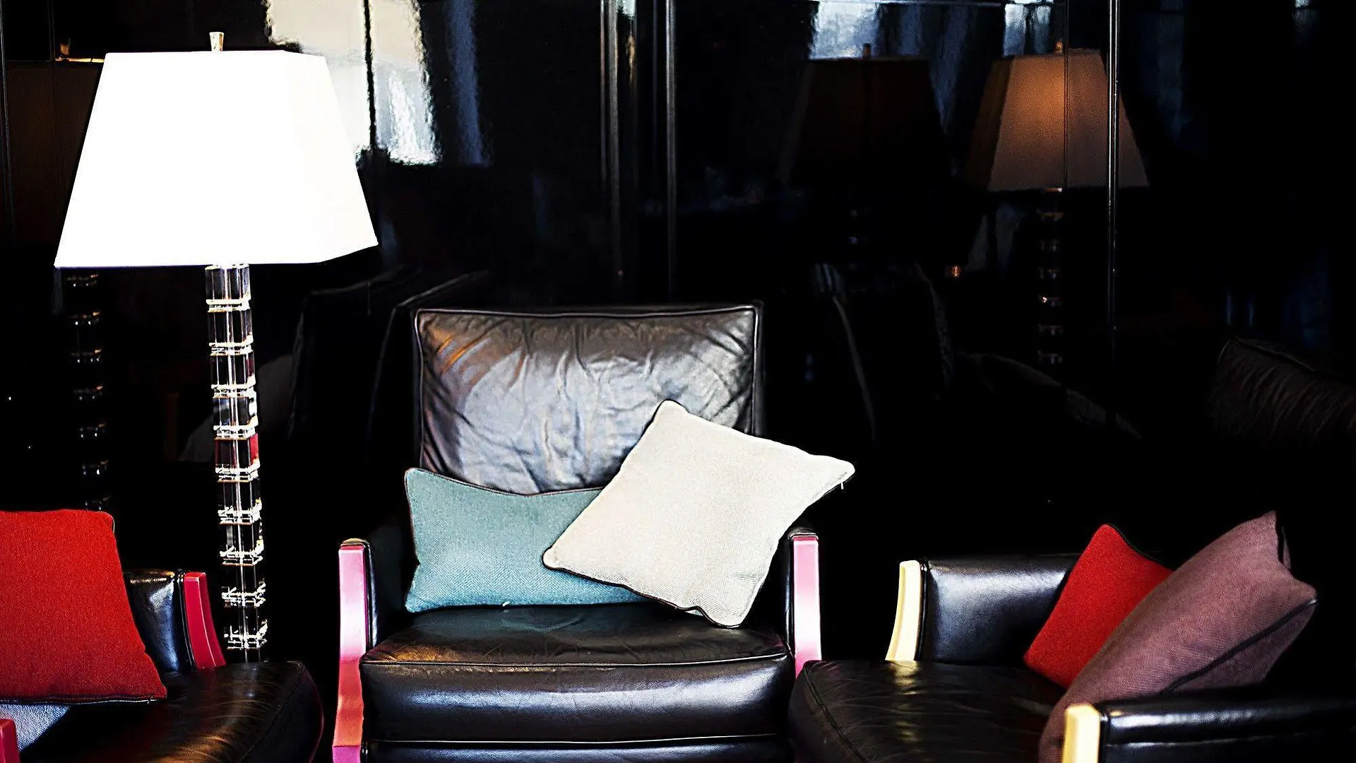 Hotel Les Nuits Antwerpen 4*,