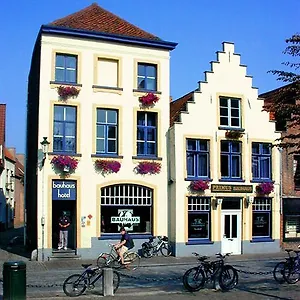 St Christopher's At The Bauhaus , Brügge Belgien